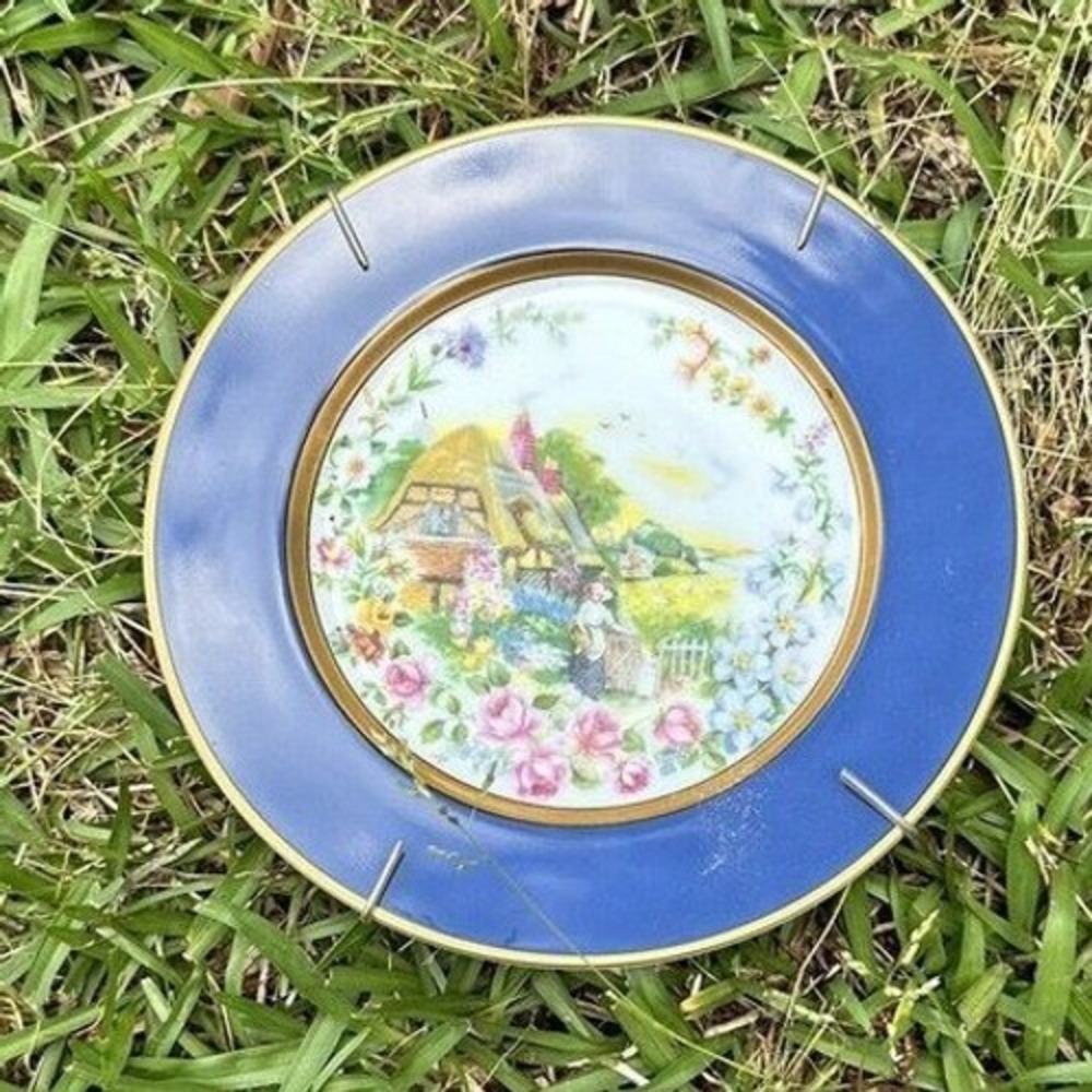 Thornberry Four Seasons Collector Plate 7.5" Blue Gold‎ Cottage Floral USA Decor